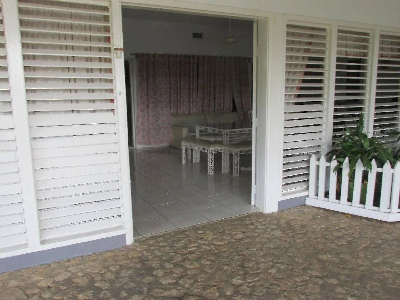 Paradise Brandon Hill Guest House Montego Bay 2*,  Jamaica